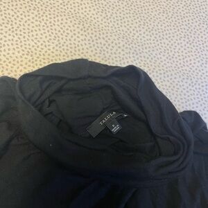 TALULA TURTLENECK